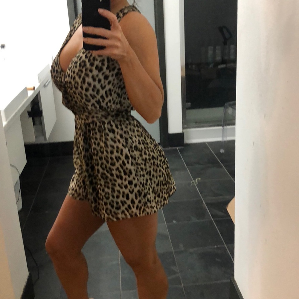 Leopard romper - Picture 2 of 4